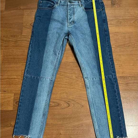 LABORATORY BY Lord and Taylor  two toned  MENS jeans - Picture 3 of 16